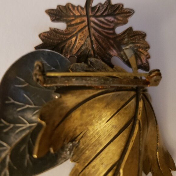 Vintage 3-Leaf Brooch Pin Maple Leaf Mixed Metal Matte 3D Autumn Fall Jewelry - Picture 9 of 9